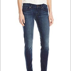 Lucky Brand Dark Wash Skinny’s with Raw Hem
